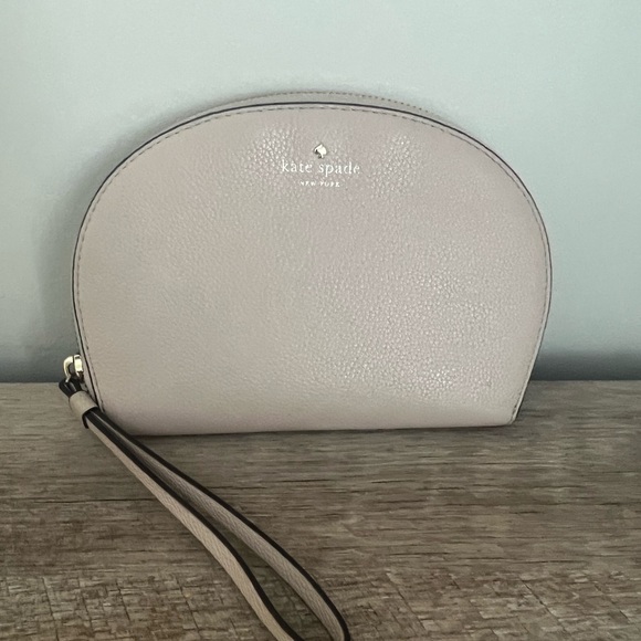 Kate Spade Leather Wristlet - Picture 1 of 4